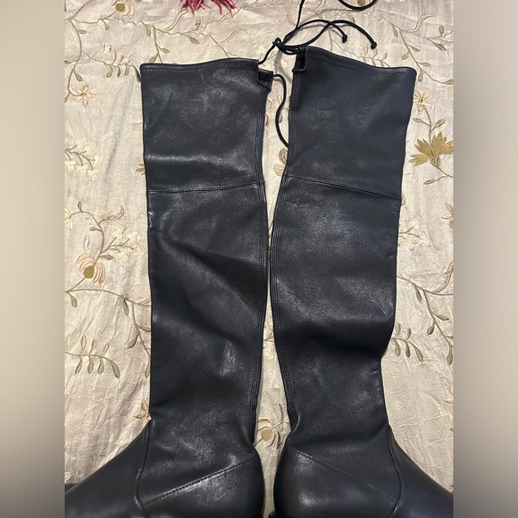Stuart Weitzman Chalet City Lug Sole Over-The-Knee Boot - Picture 3 of 4